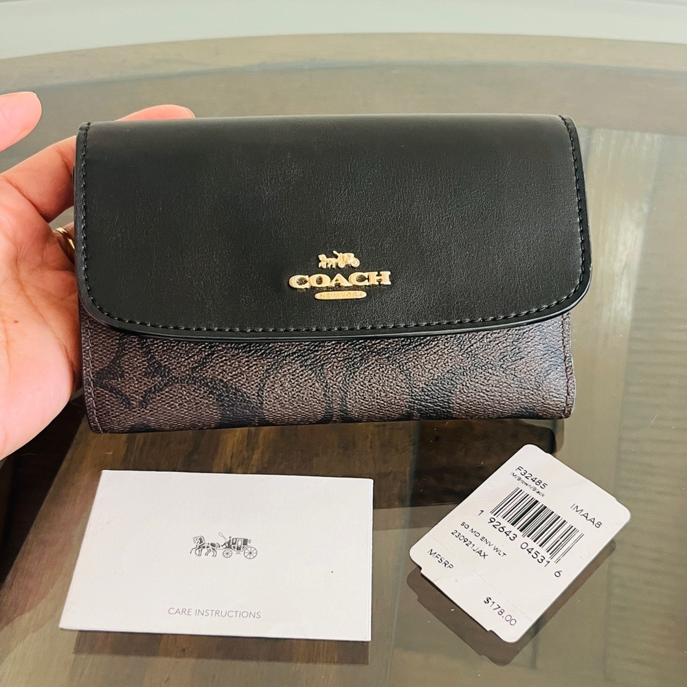 Coach Signature medium Bifold wallet